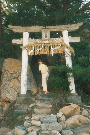 23itoshima beach shrine